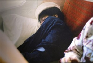rare-michael-jackson-sleeping-on-a-plane-1970.jpg